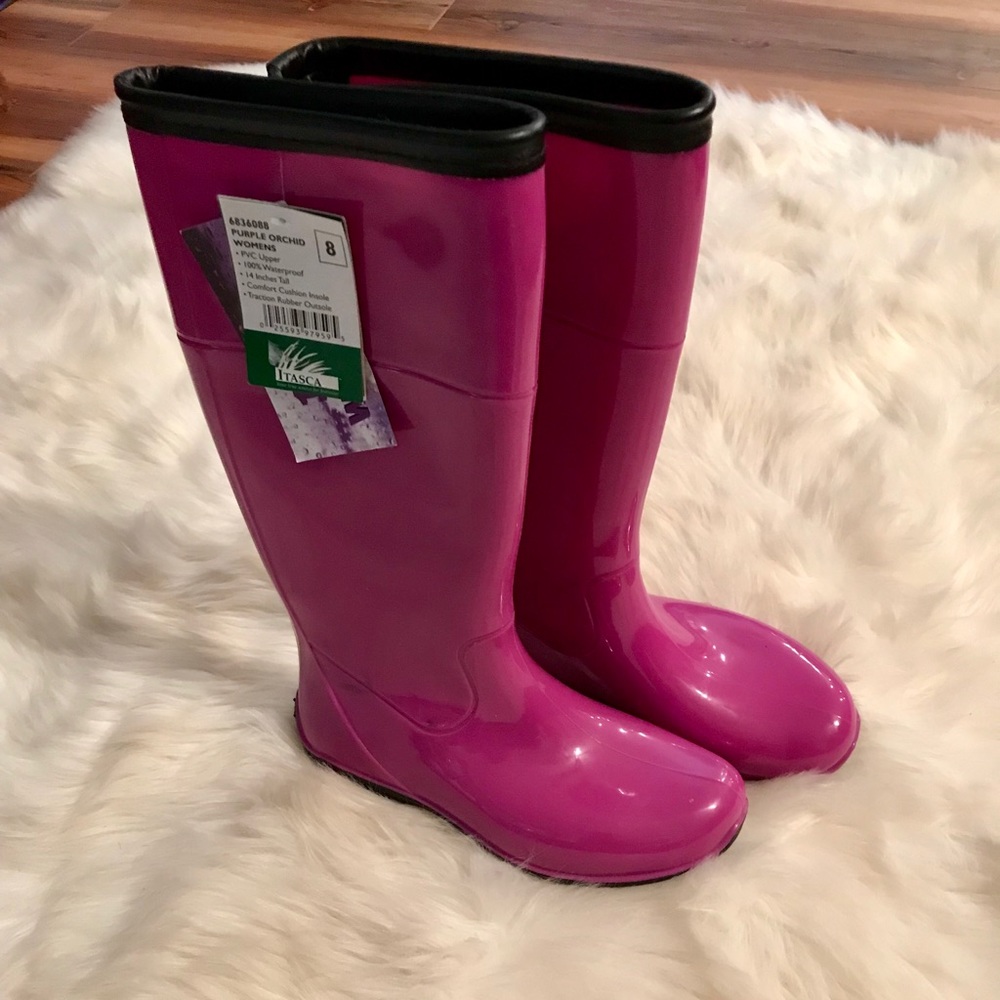 ♦️SOLD♦️Rain boots - Picture 1 of 5